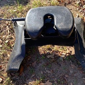 5th wheel hitch